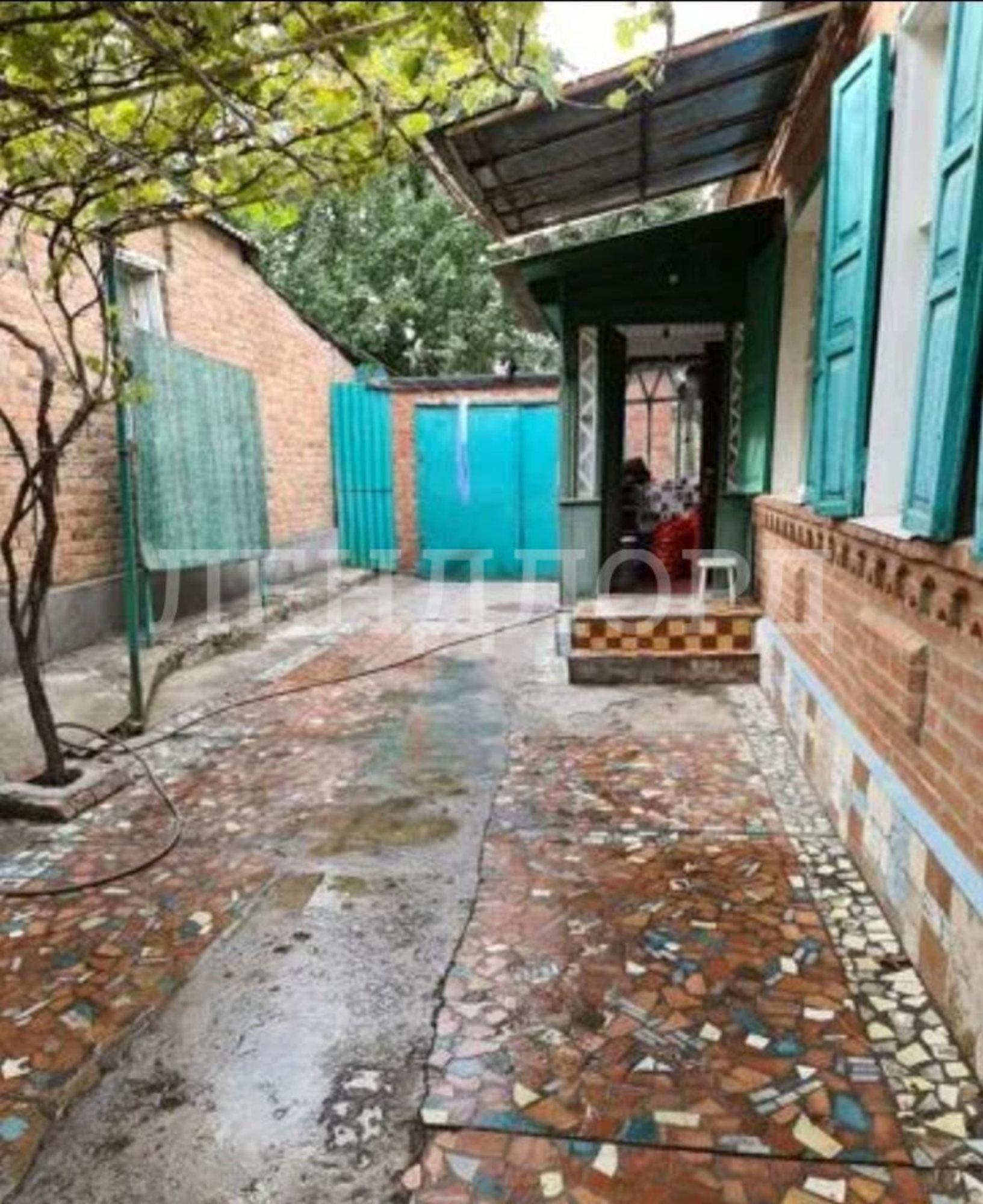 Купить дачу, дом, коттедж за 10 000 000 рублей на Грозненский переулок