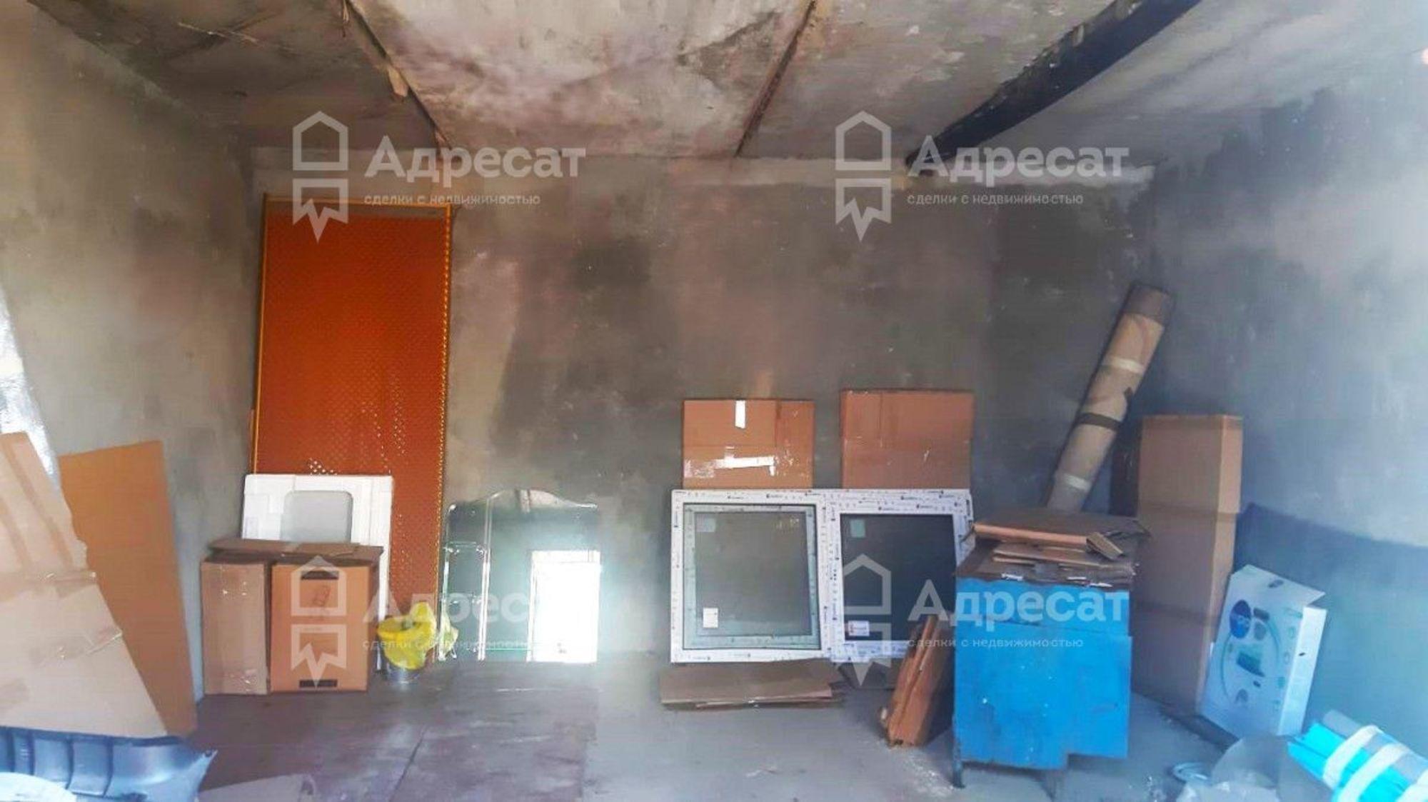Купить гараж, место в паркинге за 550 000 рублей на ул. Московская