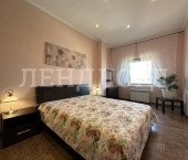 2-комн, 98.9кв м, этаж 5/6 Комарова, 42