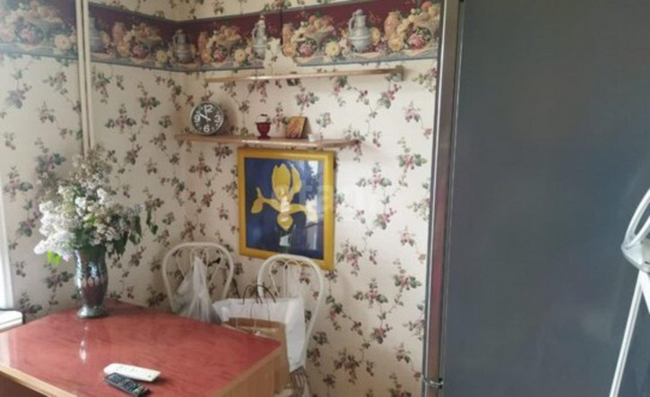 3-комн квартира улица Берегового, 3,  д. 3