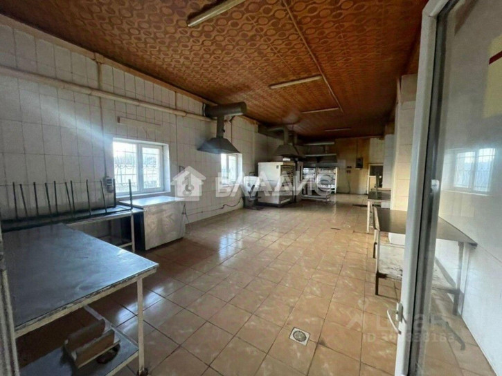 Производственное помещение улица Подполковника Емельянова, 225,  д. 225