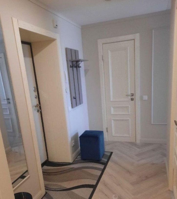 2-комн квартира Новгородская ул, 11