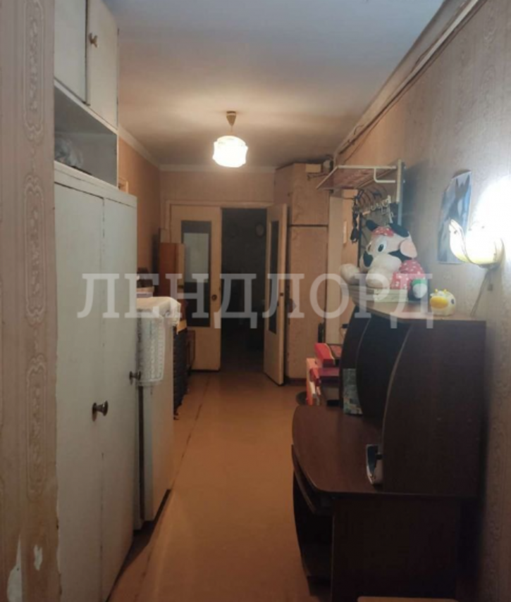 3-комн квартира Кировский проспект, 75