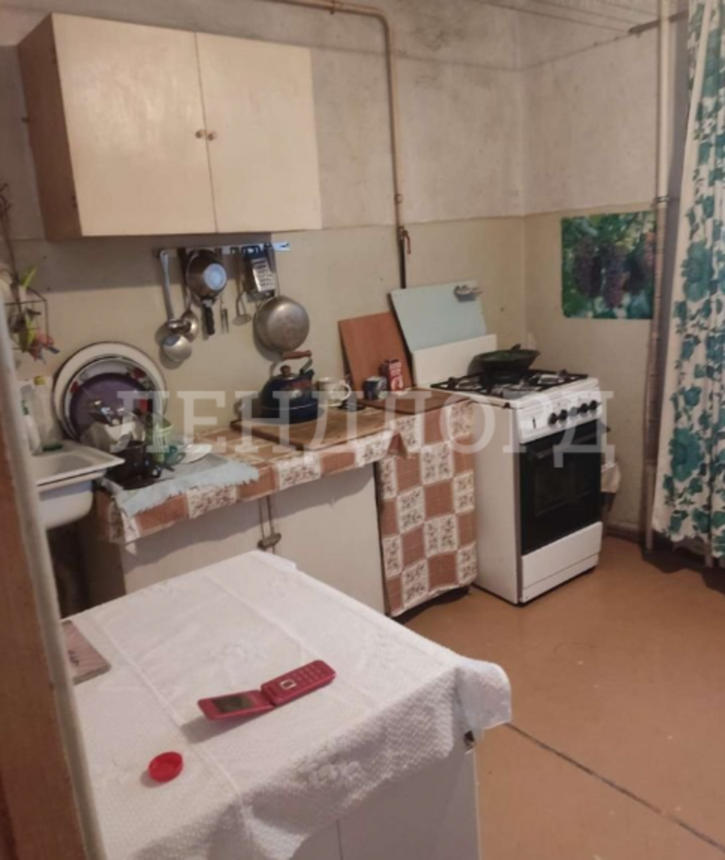 3-комн квартира Кировский проспект, 75