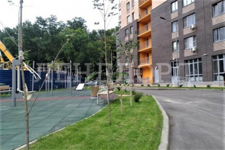 3-комн квартира проспект Шолохова, 211/1с1