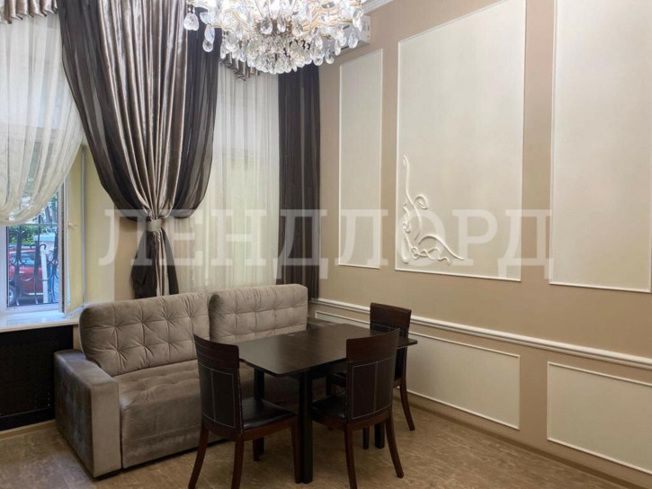 3-комн квартира улица Серафимовича, 41