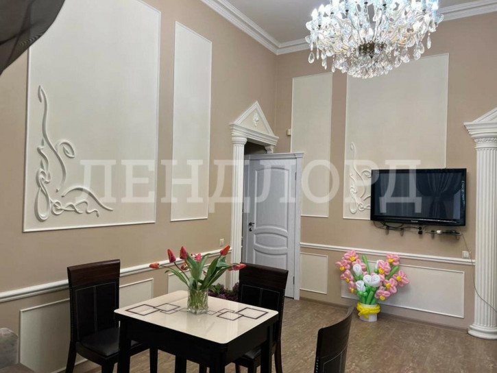 3-комн квартира улица Серафимовича, 41