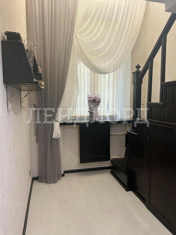 3-комн квартира улица Серафимовича, 41