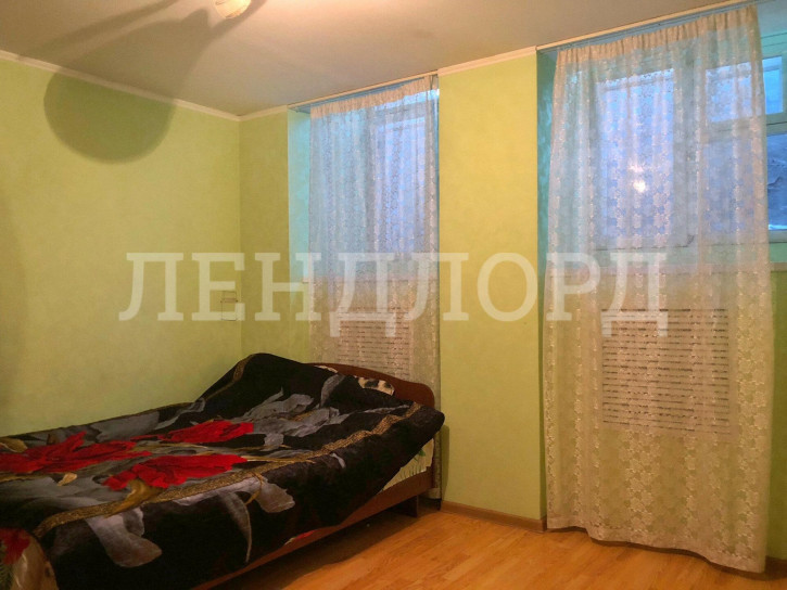 2-комн квартира Кировский проспект, 57/166