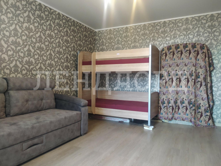 2-комн квартира Сиверса, 30
