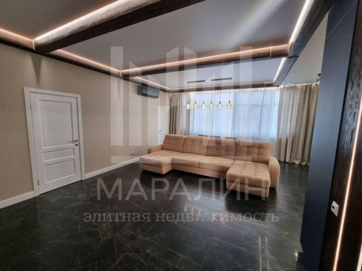 3-комн квартира Береговая, 6