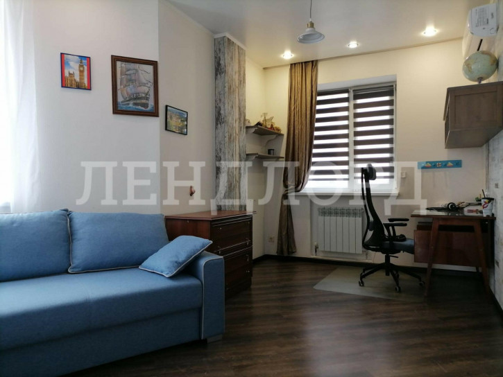 3-комн квартира 20-я улица, 43