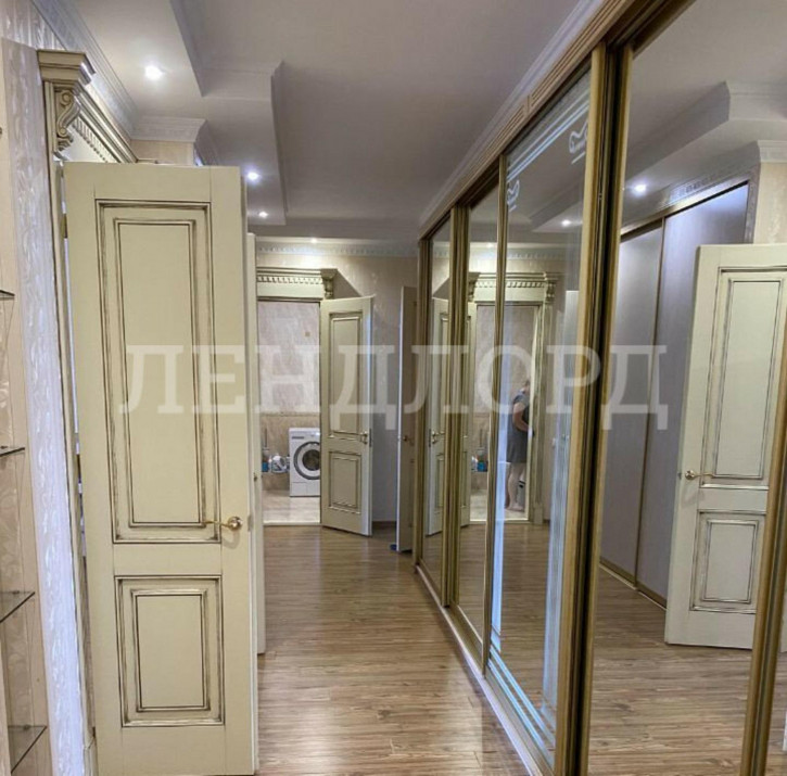 3-комн квартира улица Текучёва, 139В