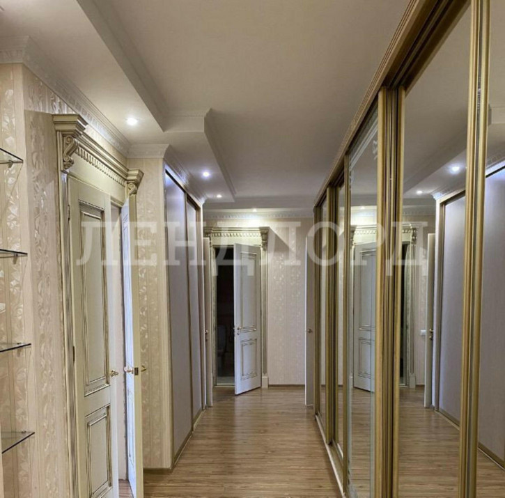 3-комн квартира улица Текучёва, 139В