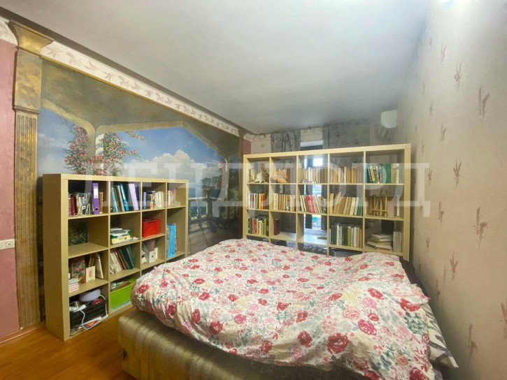 3-комн квартира улица Амиряна, 1А