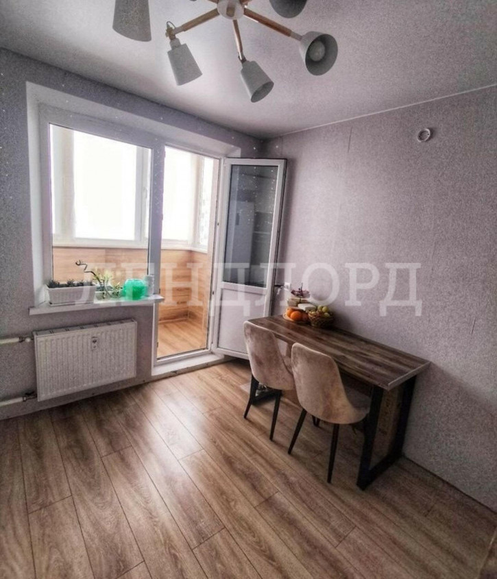 1-комн квартира улица Висаитова, 8