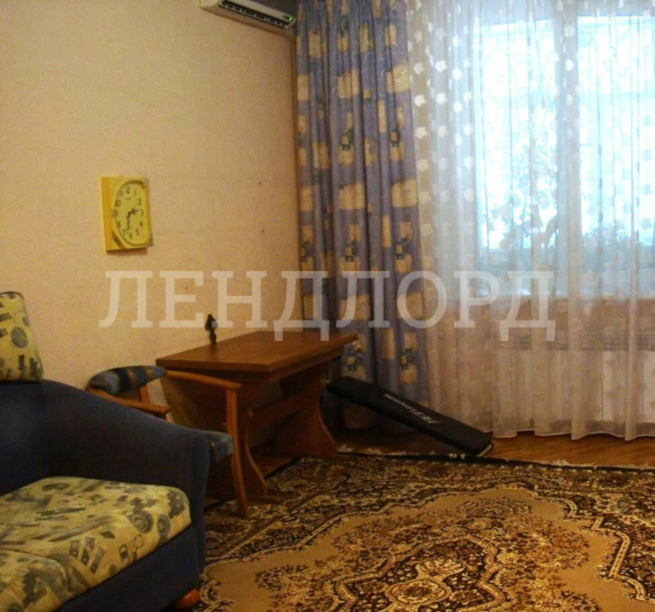 3-комн квартира проспект Шолохова, 51