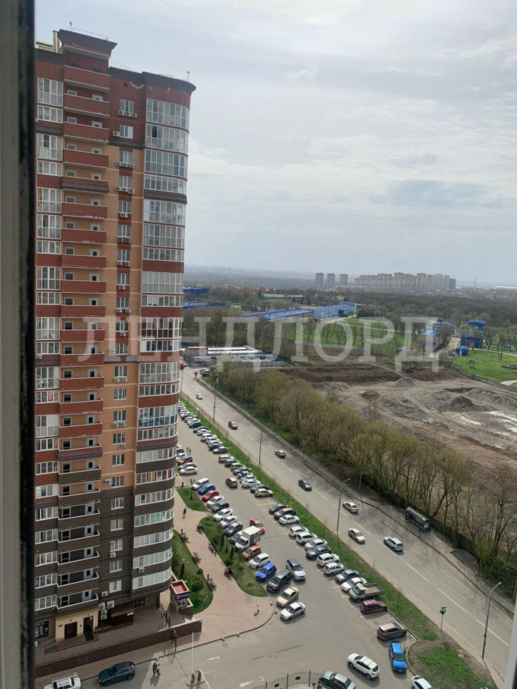 2-комн квартира улица Вересаева, 101/1c1
