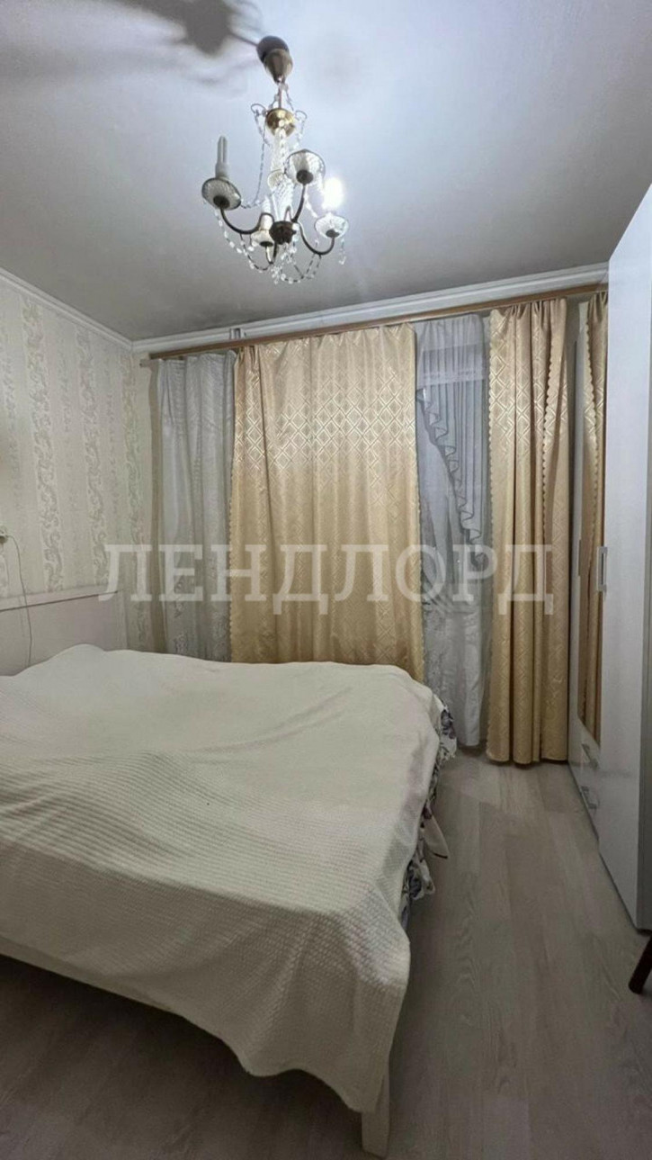 4-комн квартира улица 339-й Стрелковой Дивизии, 9
