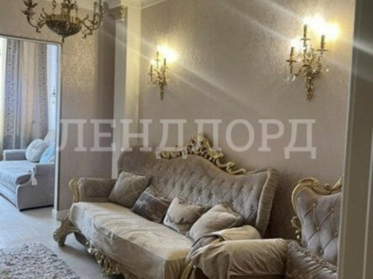 2-комн квартира улица Варфоломеева, 222А/108А