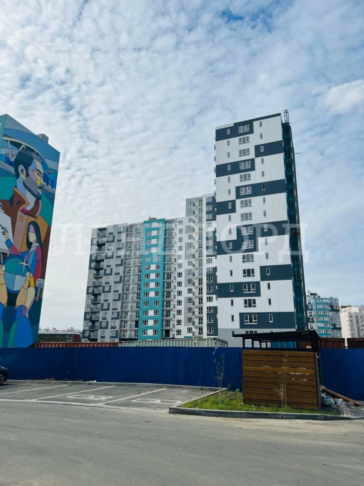 3-комн квартира улица Ерёменко, 112/1с1