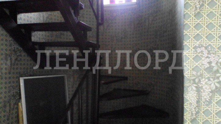 4-комн квартира улица Волкова, 4