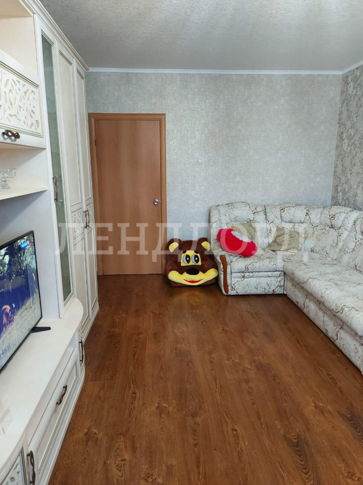 2-комн квартира Просёлочная улица, 21/2