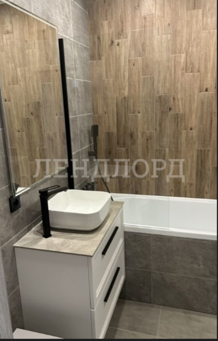 2-комн квартира проспект Соколова, 68с2