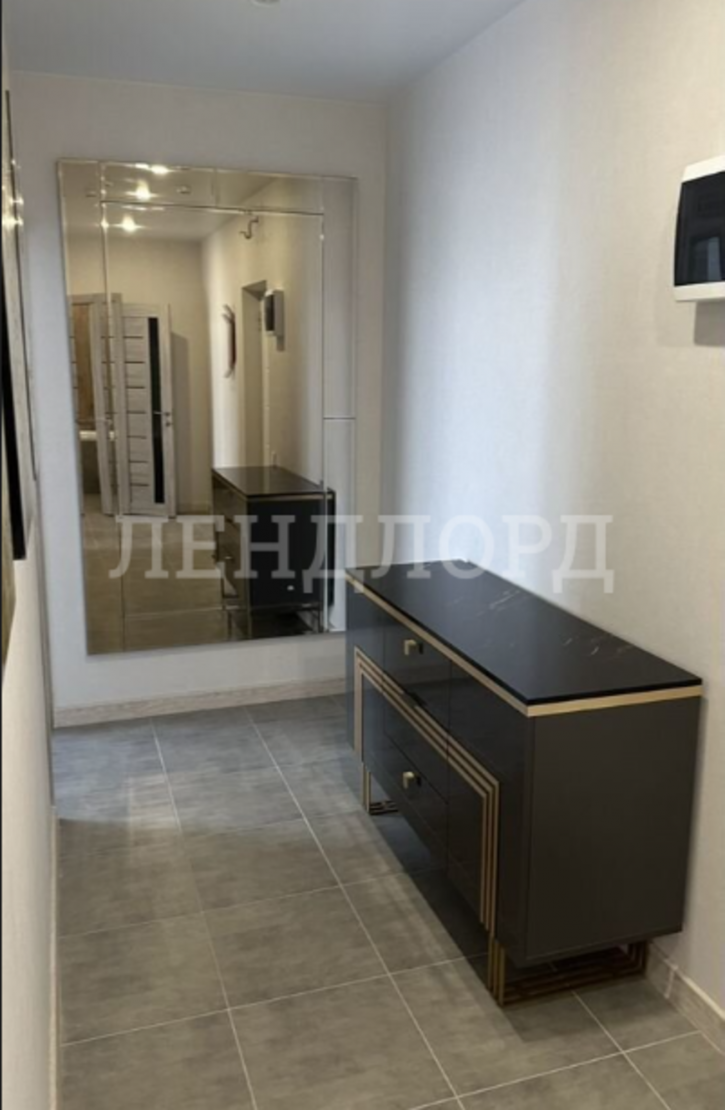 2-комн квартира проспект Соколова, 68с2