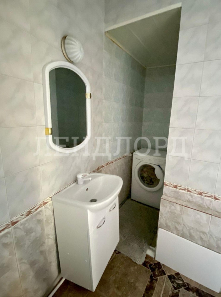 4-комн квартира Тургеневская улица, 5