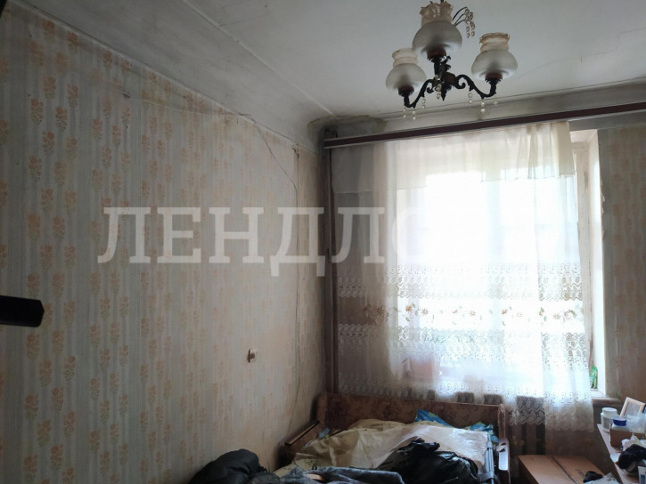 3-комн квартира улица 20-я Линия, 76/88