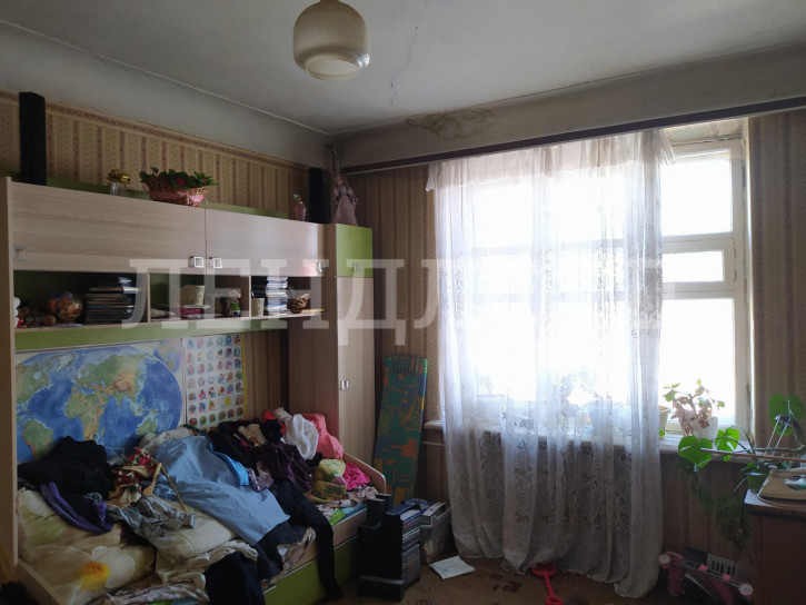 3-комн квартира улица 20-я Линия, 76/88