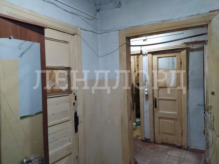 3-комн квартира улица 20-я Линия, 76/88