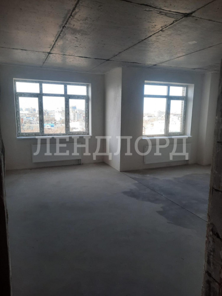 3-комн квартира улица 28-я Линия, 8