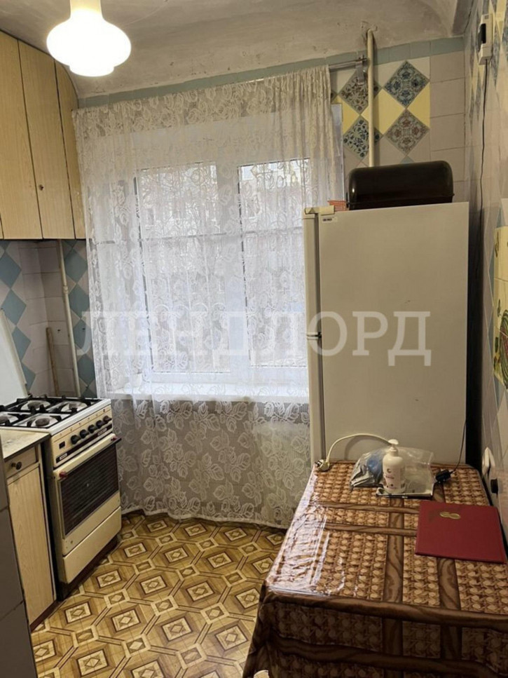 3-комн квартира улица Малиновского, 10