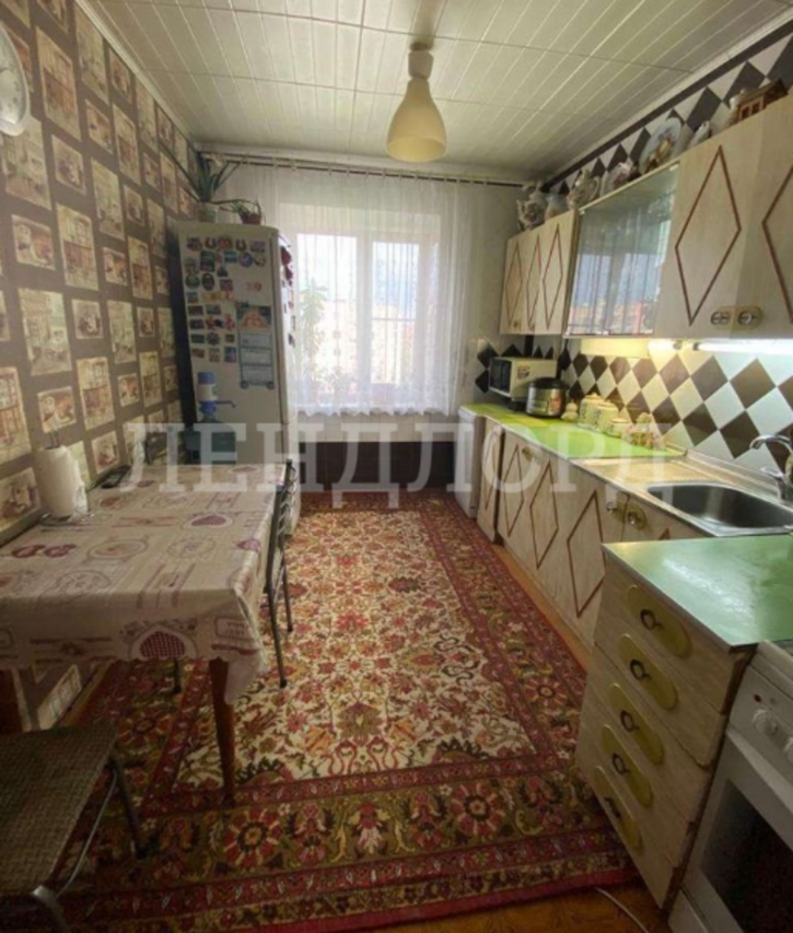 3-комн квартира улица Добровольского, 11/2