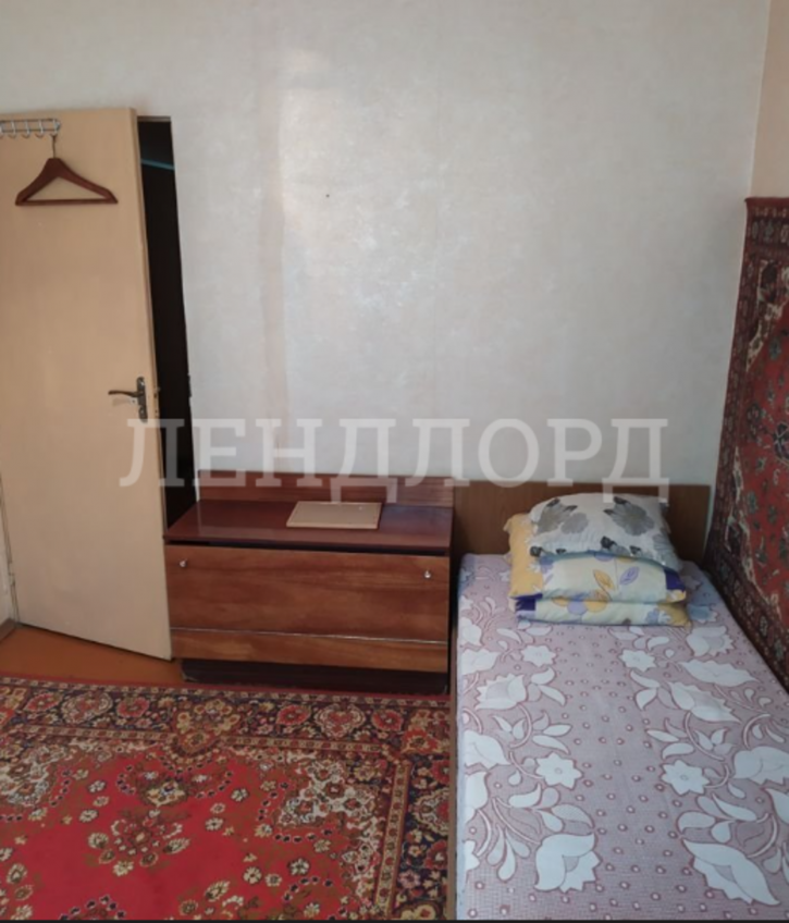 3-комн квартира проспект Сельмаш, 92
