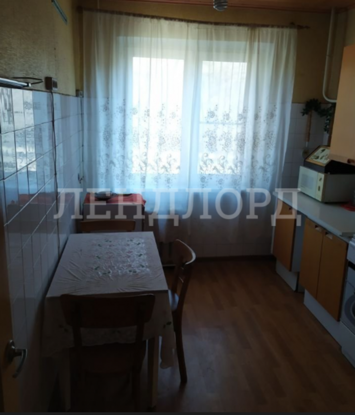 3-комн квартира проспект Сельмаш, 92