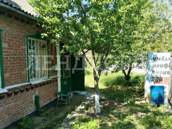 Земельный участок садовое товарищество Садовод-Любитель