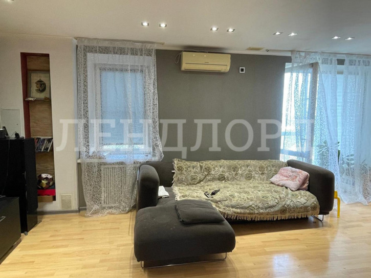 3-комн квартира Профсоюзная улица, 89