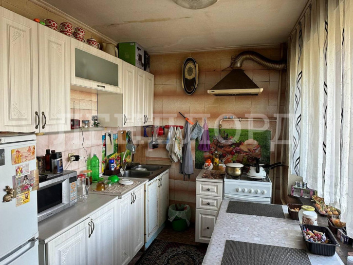 2-комн квартира улица Андрея Сладкова, 87