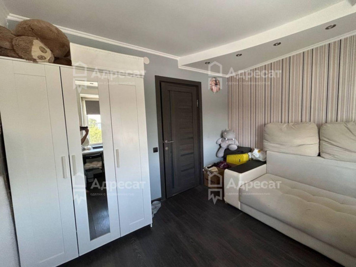 3-комн квартира ул. Федотова,  д.4