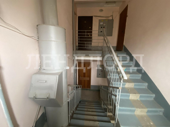 3-комн квартира Беломорский переулок, 18