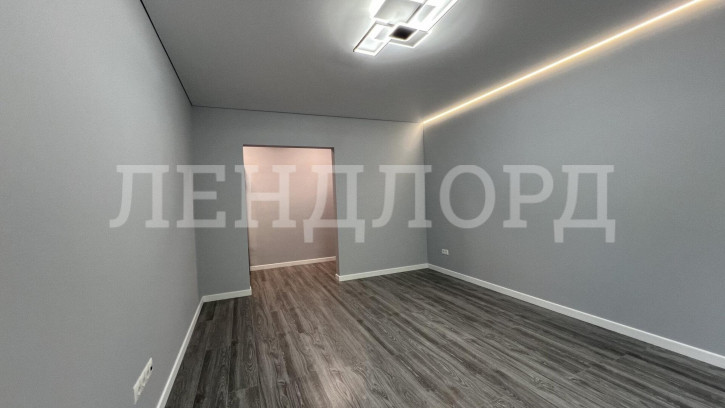 3-комн квартира улица Ерёменко, 66/3