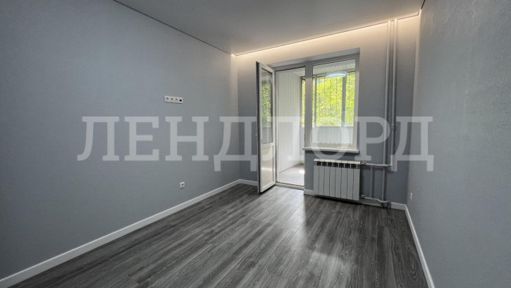 3-комн квартира улица Ерёменко, 66/3