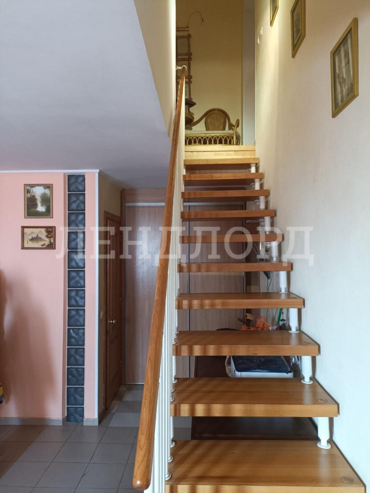 3-комн квартира улица Максима Горького, 220А