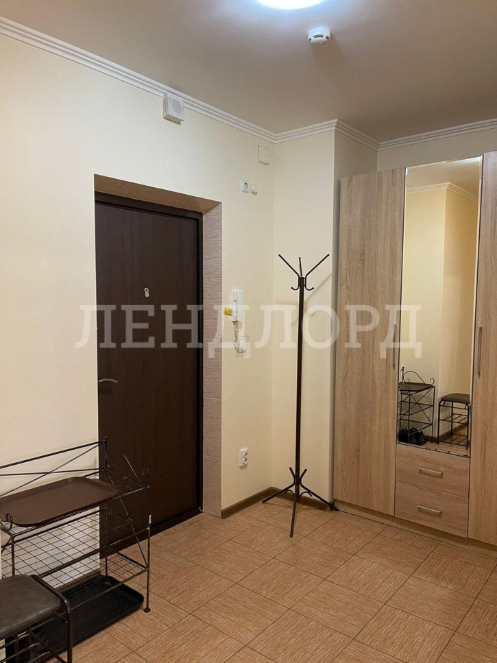 1-комн квартира улица Закруткина, 61