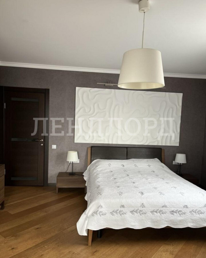 3-комн квартира 20-я улица, 43