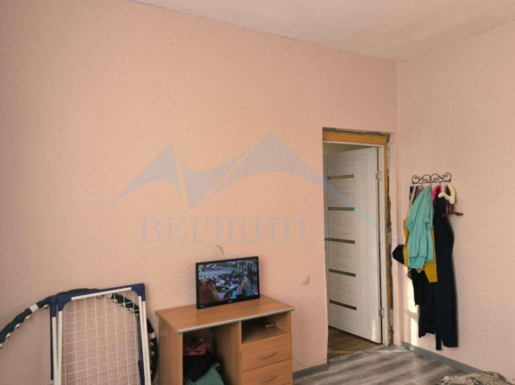 3-комн квартира Талнах район,Космонавтов улица,16