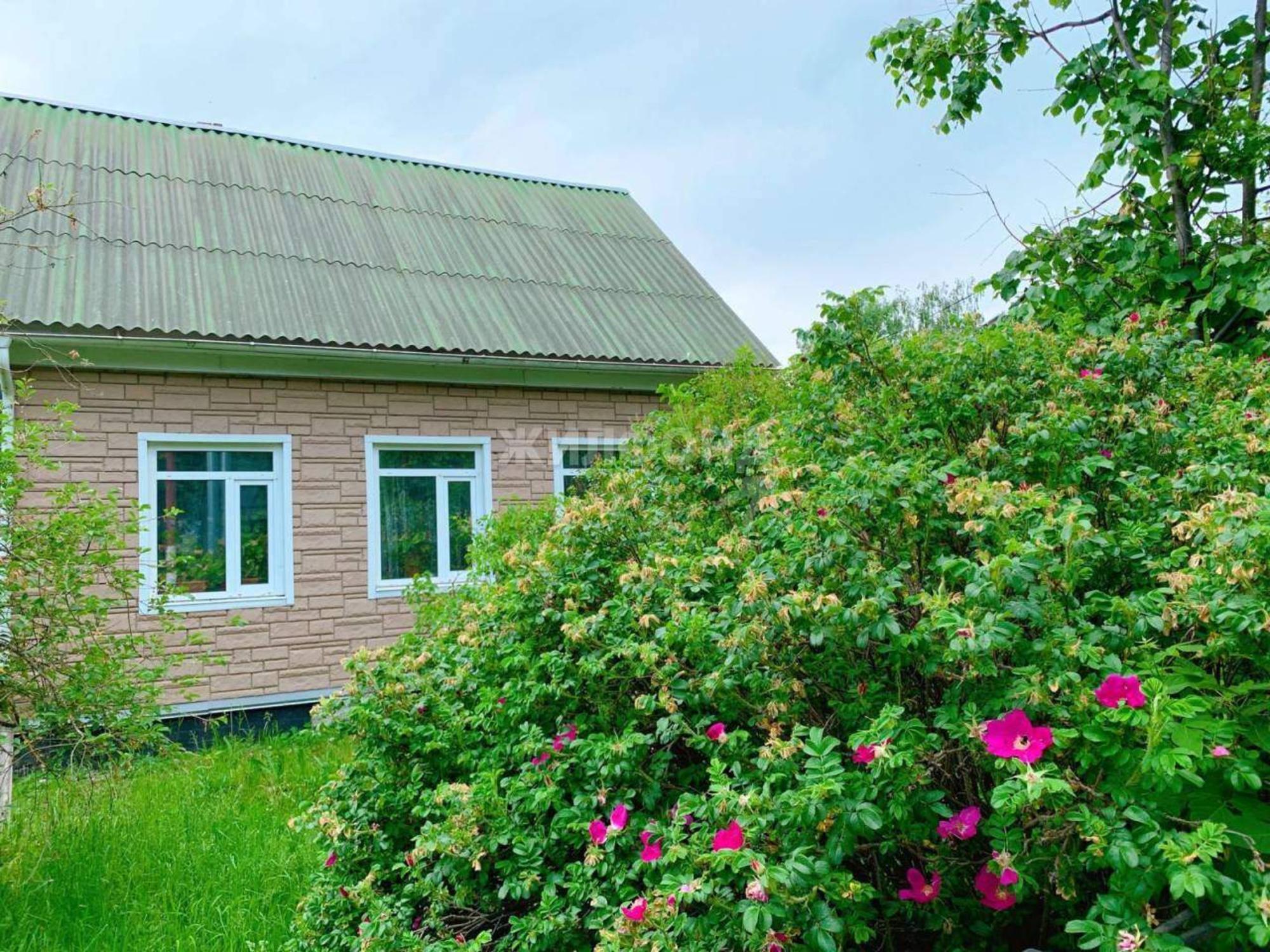Купить дачу, дом, коттедж за 2 300 000 рублей на Гусева улица